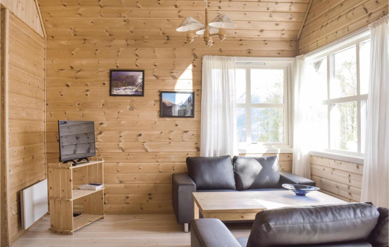 Gorgeous Home In Vallavik With Wifi Vangsbygd 외부 사진