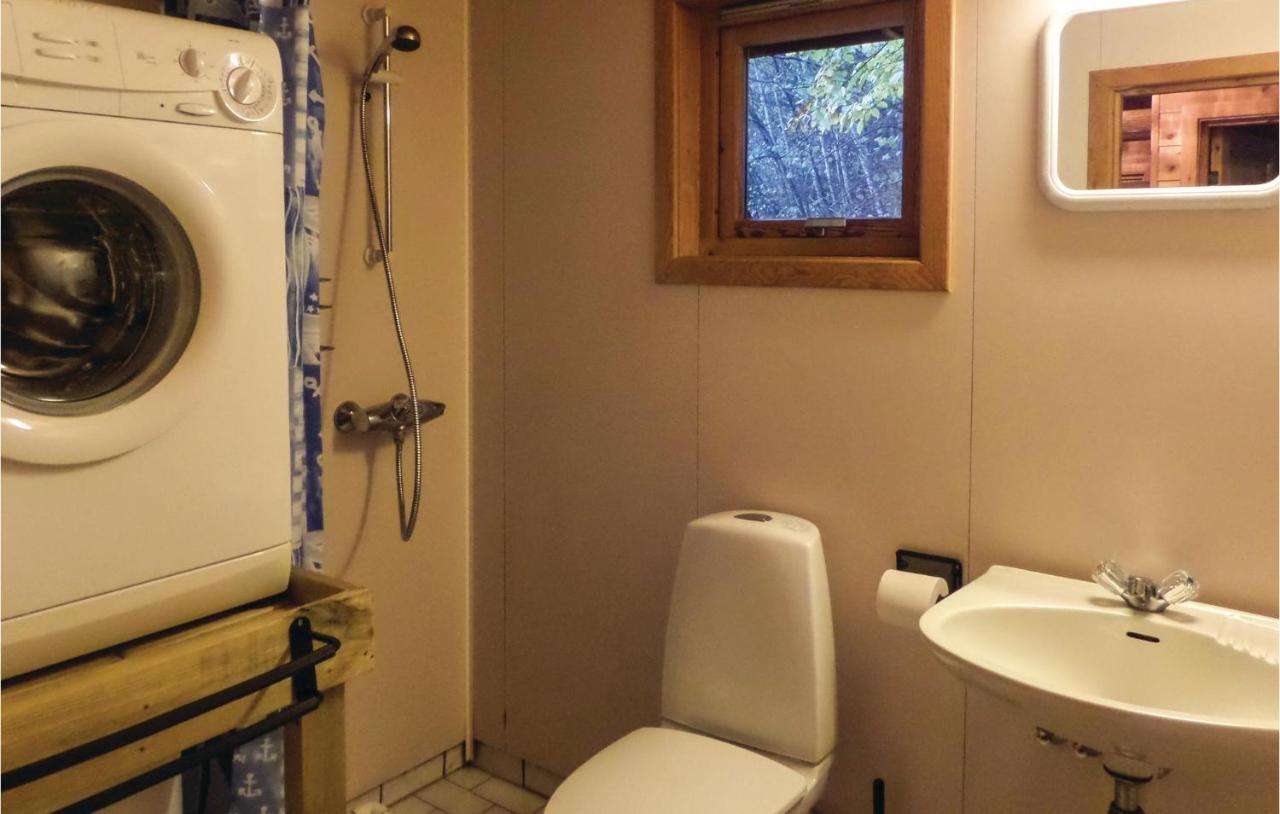 Gorgeous Home In Vallavik With Wifi Vangsbygd 외부 사진